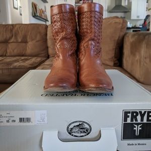 Frye Shirley mid-calf boot